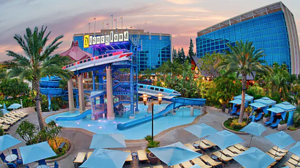 DIsneyland Hotel Pool with the hotel in the background.