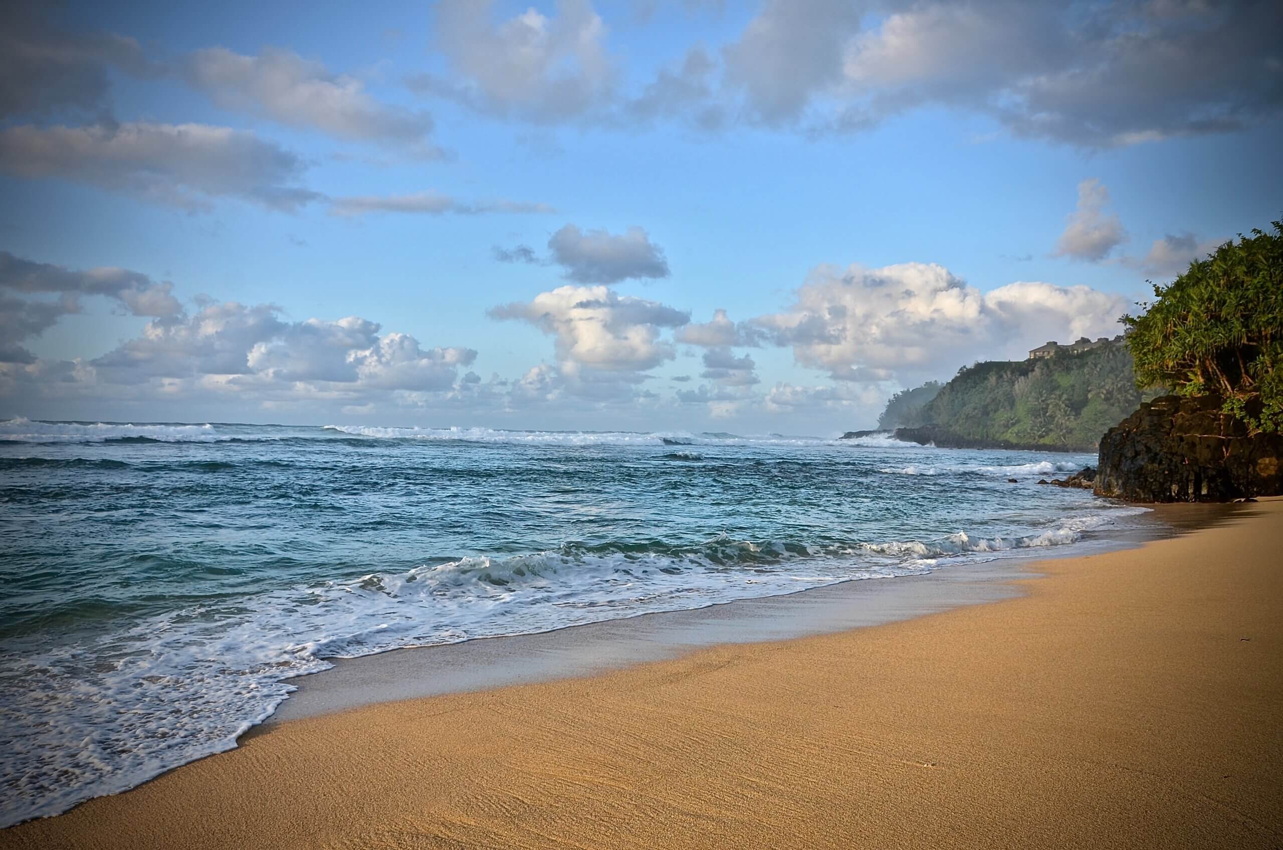 Picture of sand and ocean