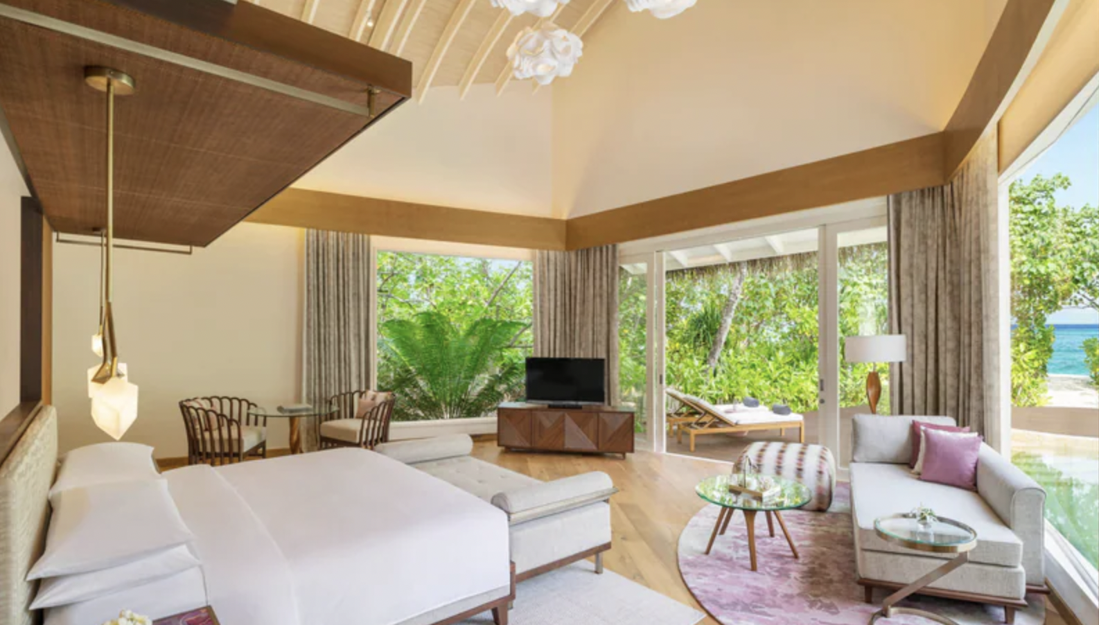 hotel room with views of garden