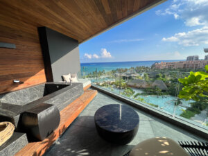 Balcony Impressions Moxché