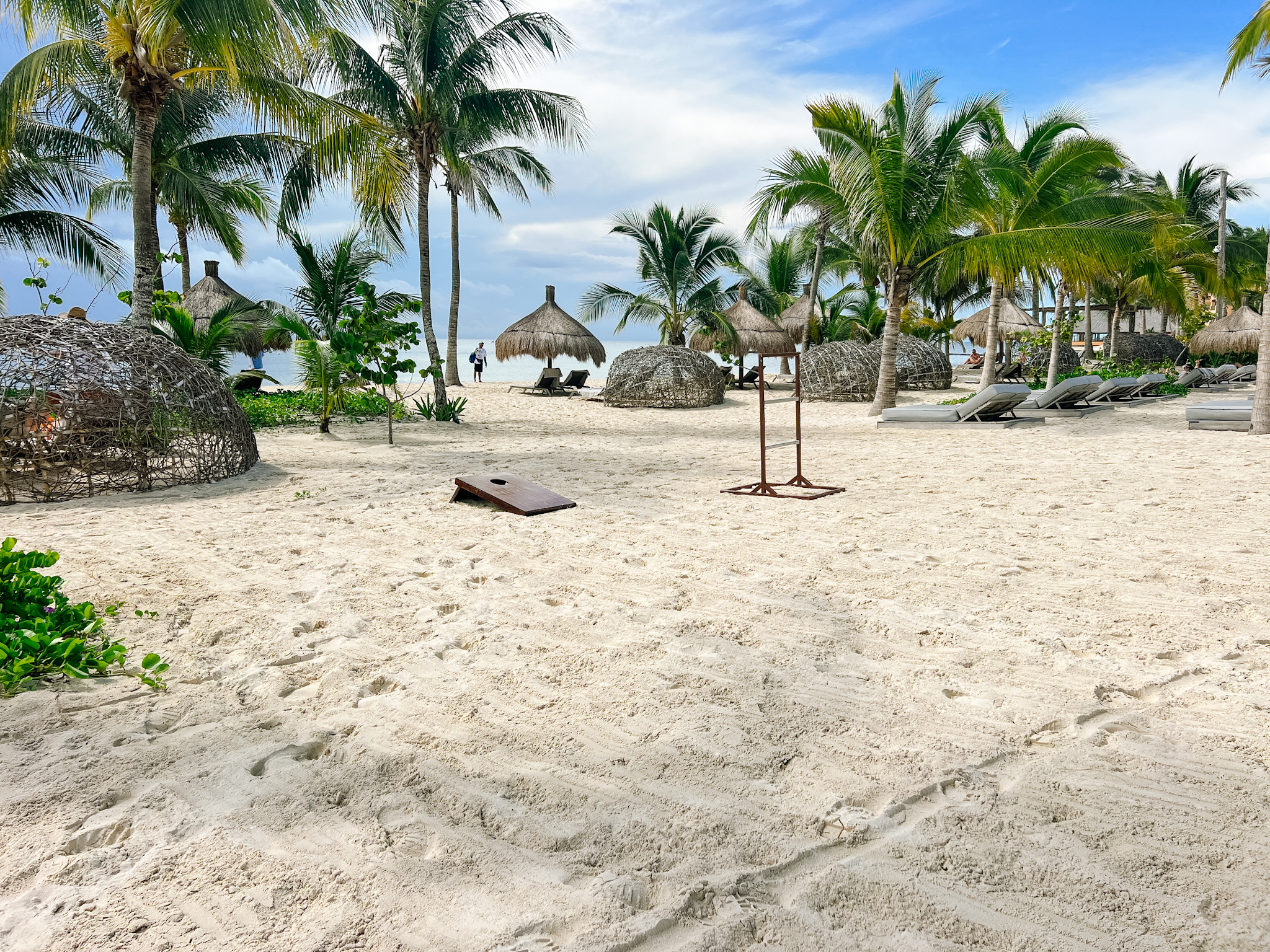 Secrets Moxché beach