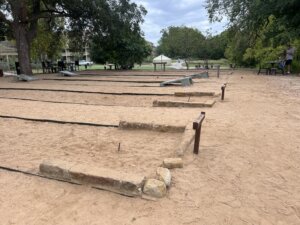 horseshoe and corn hole lost pines