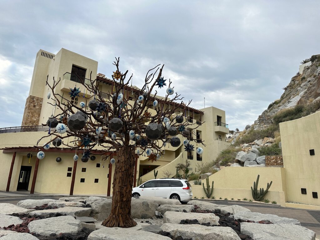 Entrance of Waldorf Astoria Cabo