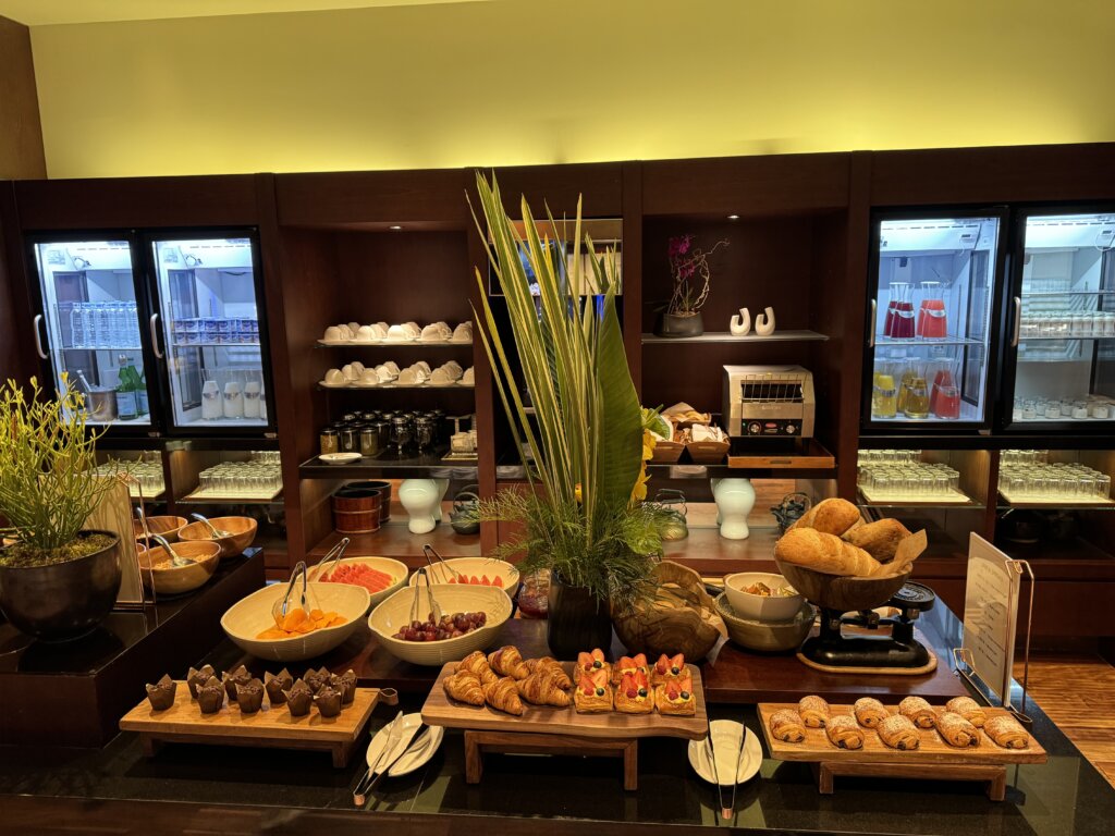 Grand Hyatt Seoul Club Lounge Breakfast