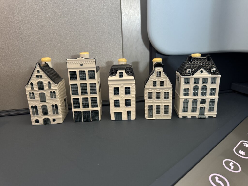 KLM Delft Blue Houses